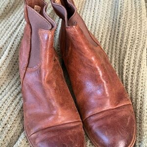 Timberland women’s Brown Leather Chelsea Boots